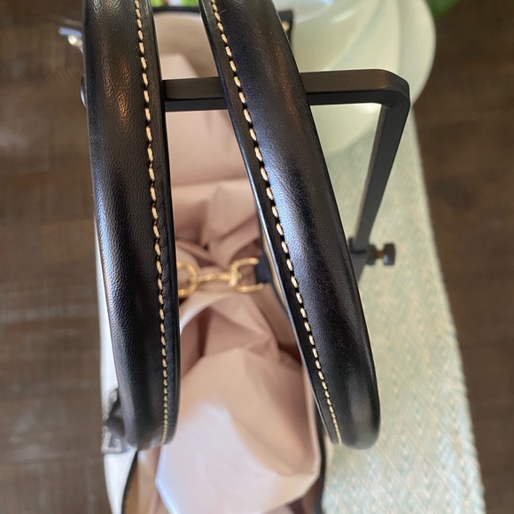Dooney & Bourke XL Tote (Grey) w/ Silver Hardware. - Picture 13 of 13